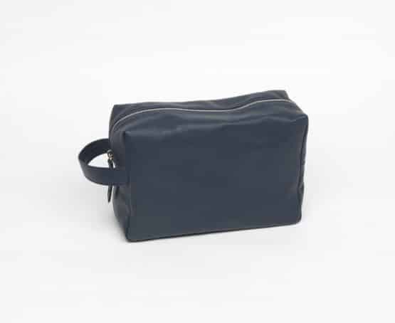 Toiletry Bag FIRST CLASS medium